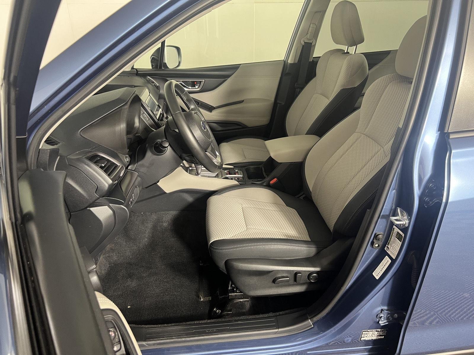 Used 2024 Horizon Blue Pearl Subaru Premium image 2