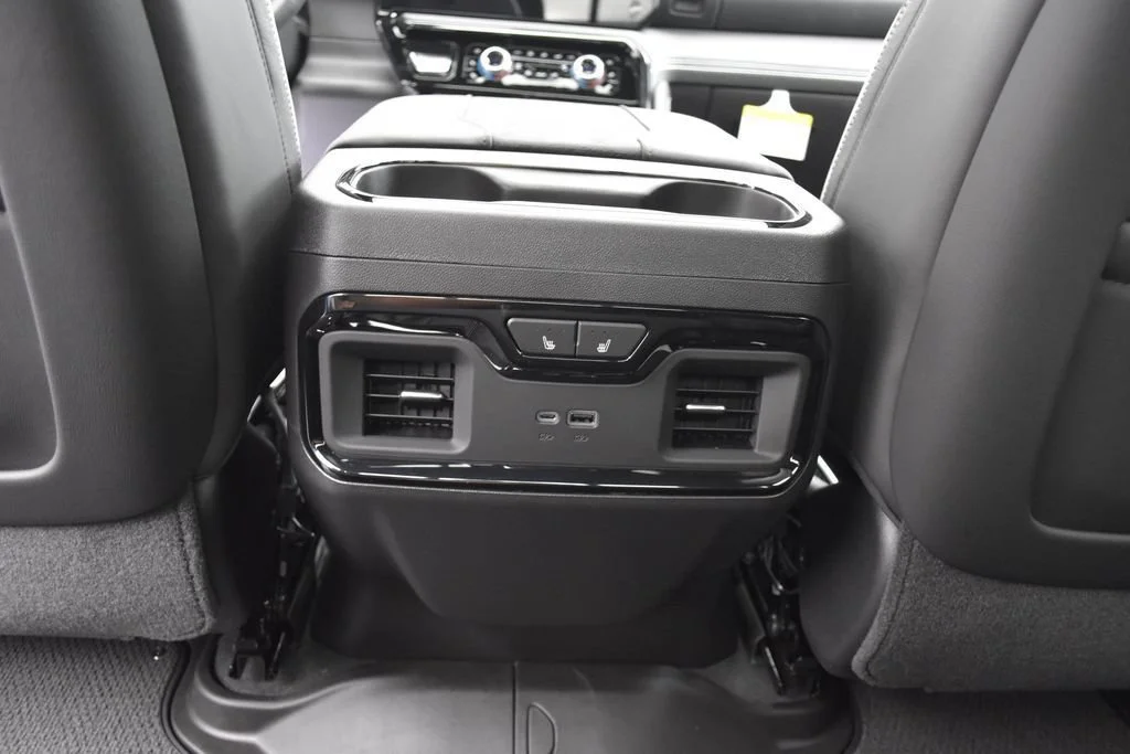 2026 GMC Sierra 1500 AT4X - Photo 23