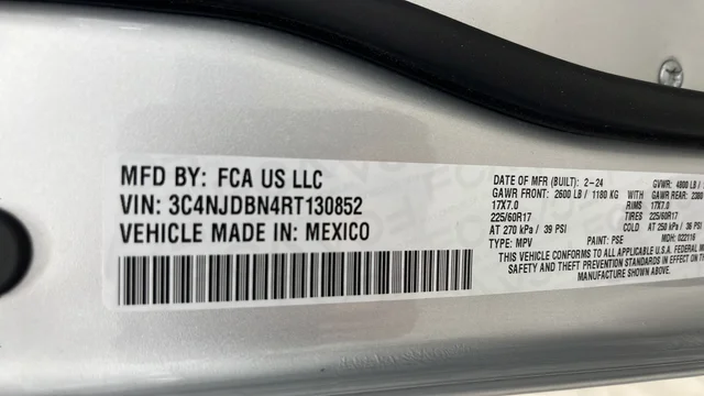 Used 2024 Silver Jeep Latitude image 27