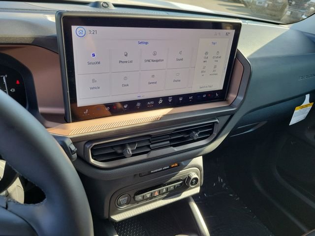 New 2026 Space White Metallic Ford Outer Banks® image 7