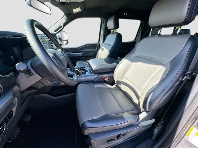 Used 2025 Gray Ford Lariat image 21