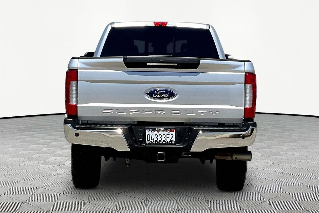 Used 2017 Silver Ford Lariat image 5