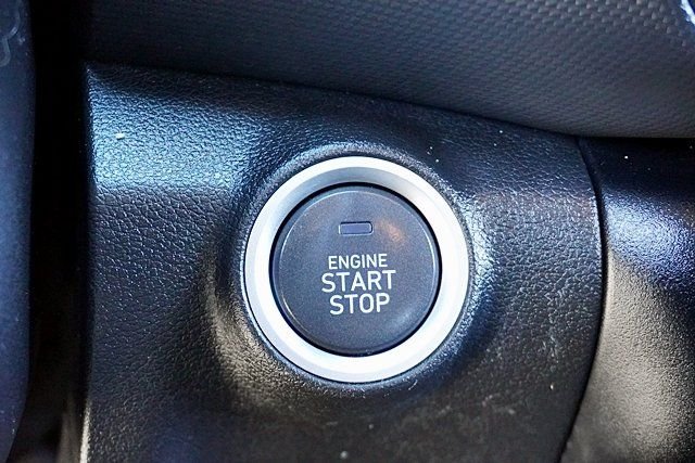 Used 2023 Silver Hyundai SEL image 28