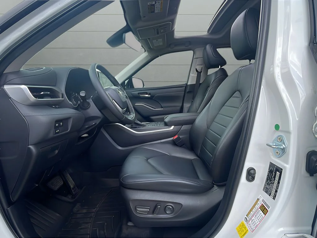 Certified Used 2023 Beige Toyota XLE image 10