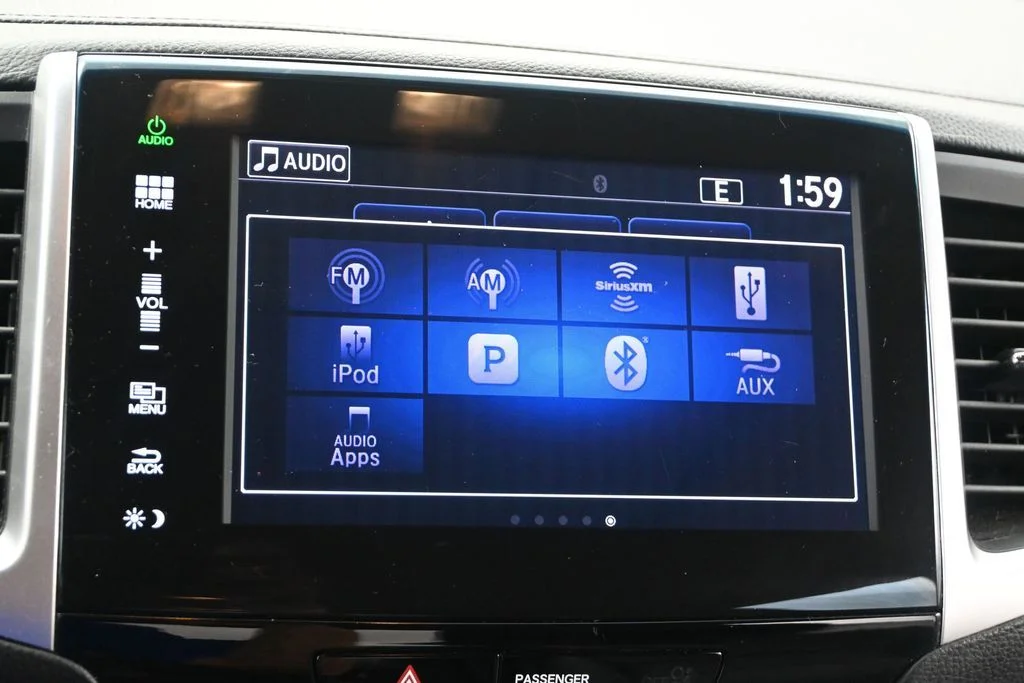 Used 2016  Honda EX-L image 15
