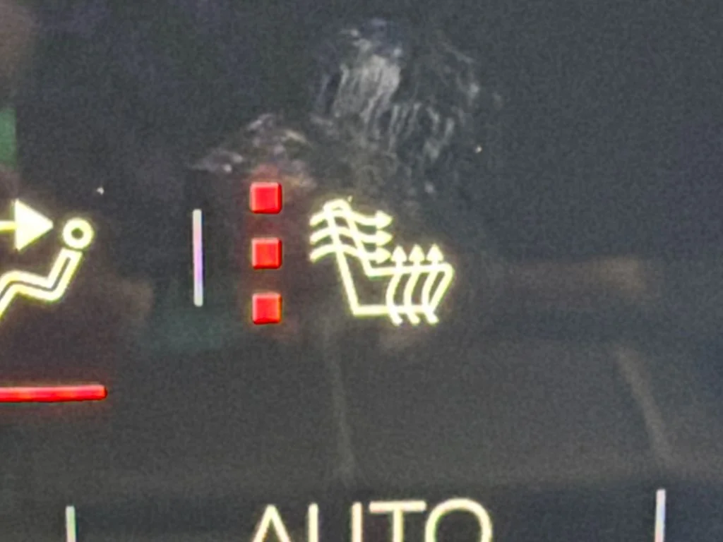 Used 2026 White GMC Elevation image 31