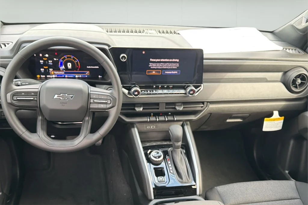 New 2026 Summit White Chevrolet Trail Boss image 20