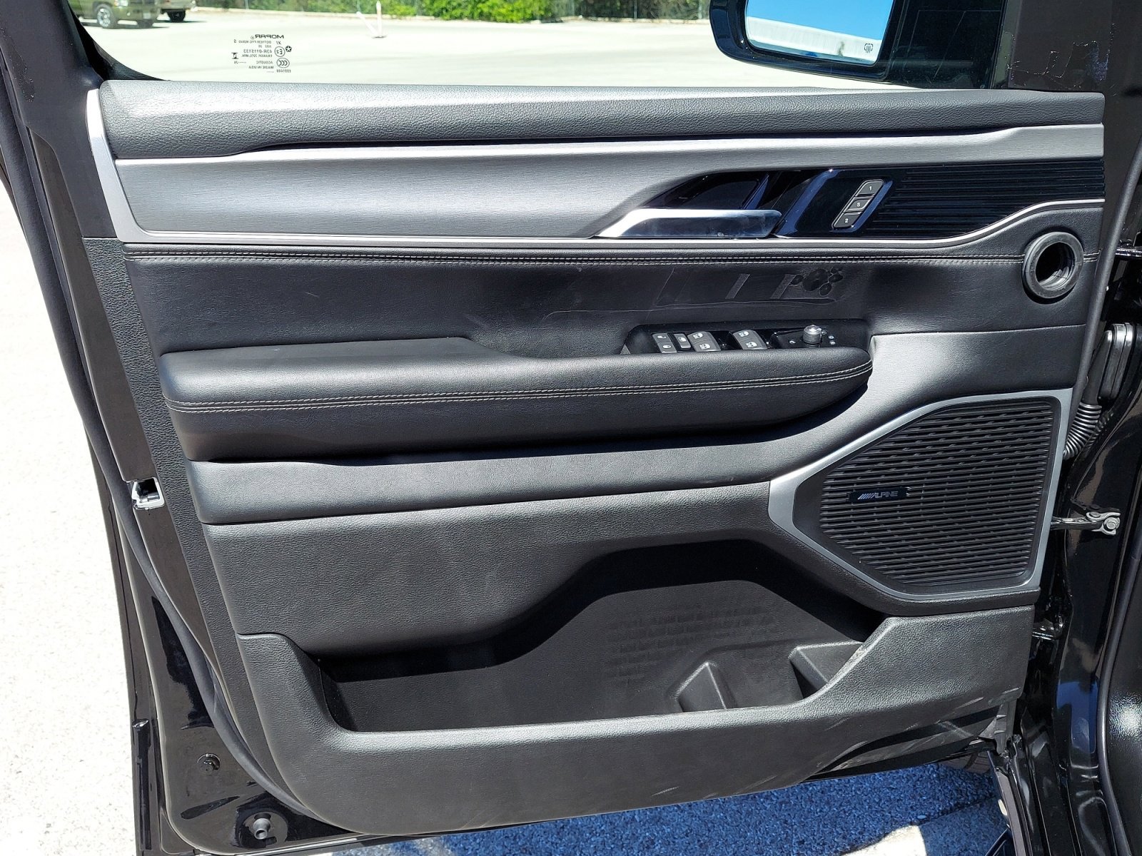 New 2026 High Gloss Black Jeep Limited Altitude image 29