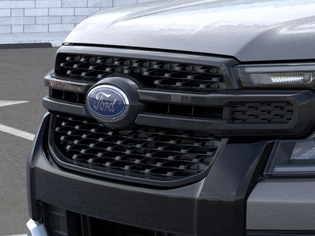 New 2026 Carbonized Gray Metallic Ford XLT image 17