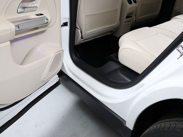 Certified Used 2023 Polar White Mercedes-Benz GLB 250 image 27