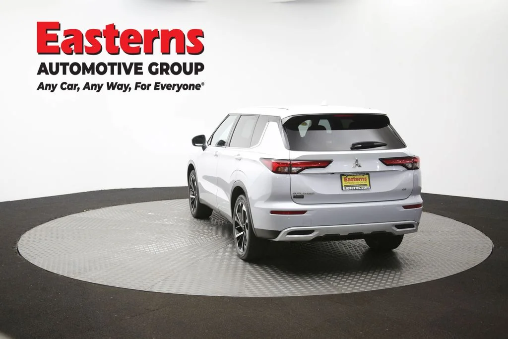 Used 2024 White Mitsubishi SE image 65
