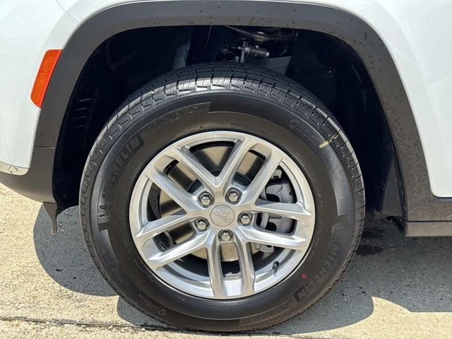 New 2026 White Jeep Laredo X image 4