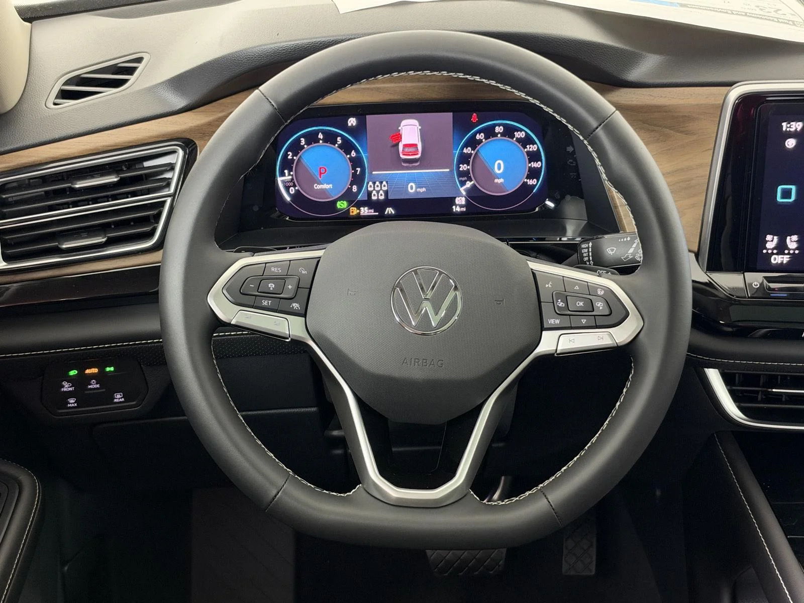 New 2026 Pure Gray Volkswagen 2.0T SE w/Technology image 26