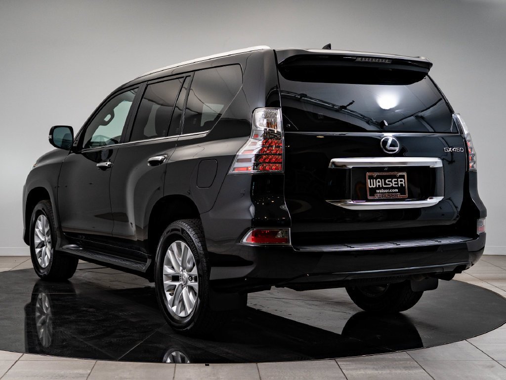 Used 2021 Black Lexus 460 image 6