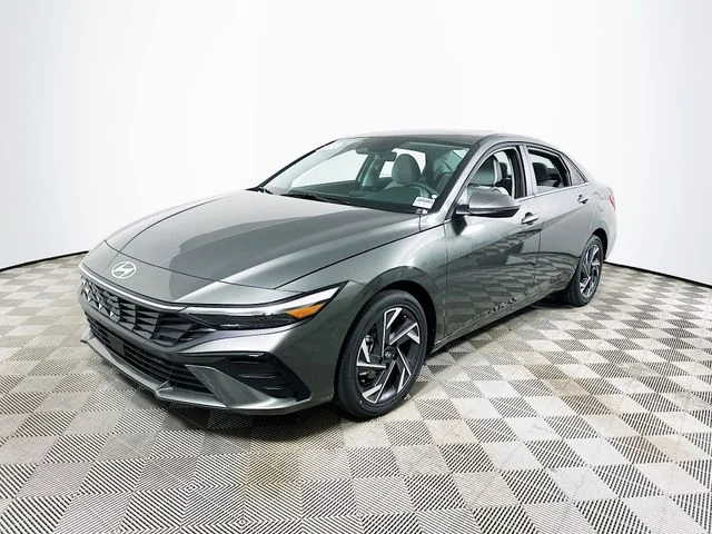 New 2026 Hyundai ELANTRA Limited