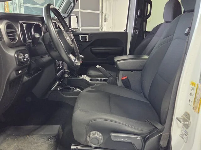 Used 2020 White Jeep Sport image 5