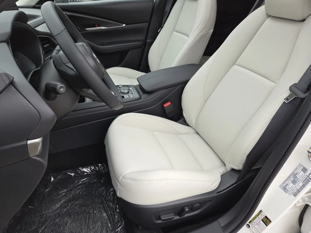 2026 Mazda CX-30 Premium - Photo 17