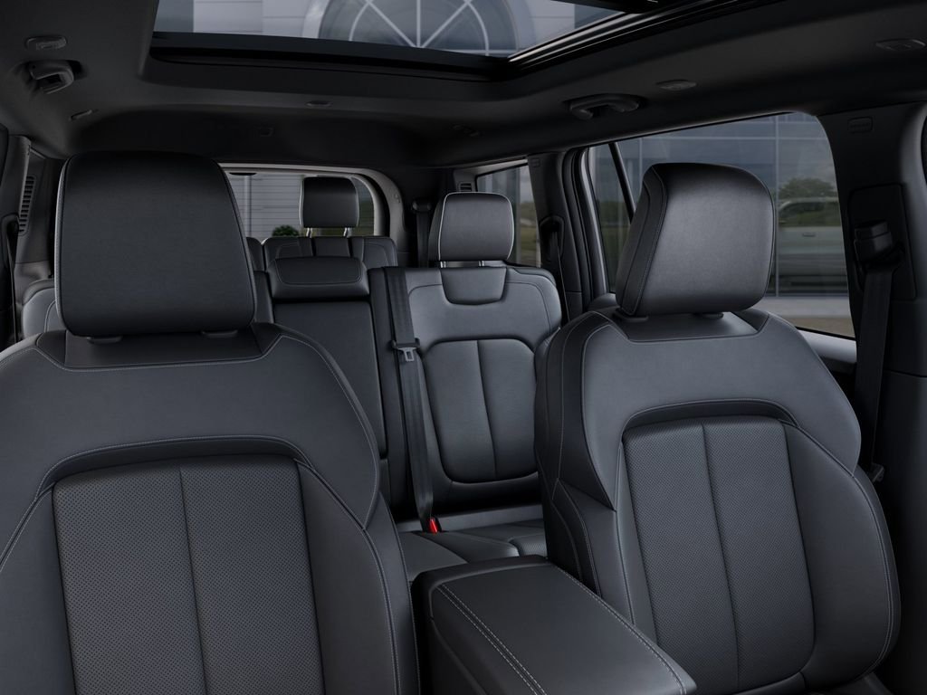 New 2026 Diamond Black Crystal Pearl-Coat Exterior Paint Jeep Limited image 26