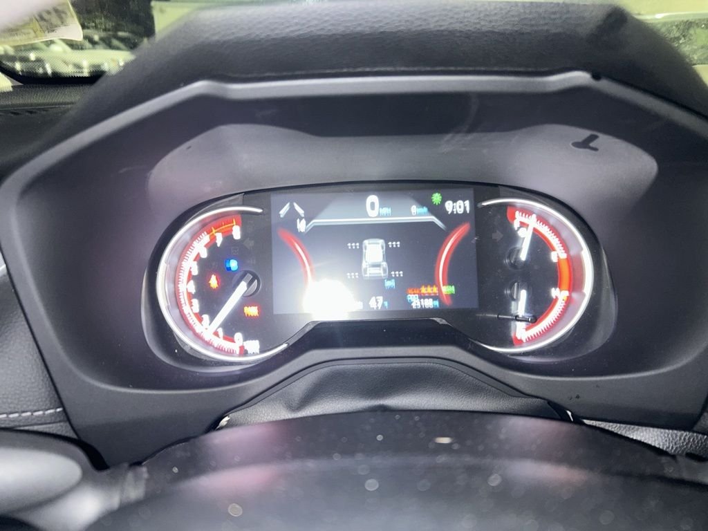 Used 2025 White Toyota XLE image 18