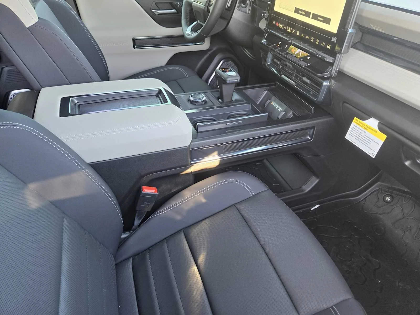 2026 GMC HUMMER EV 2X - Photo 9