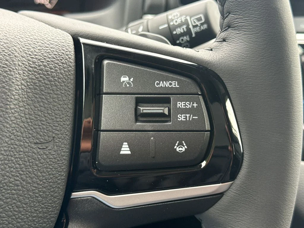 New 2026 Crystal Black Pearl Honda Touring image 29
