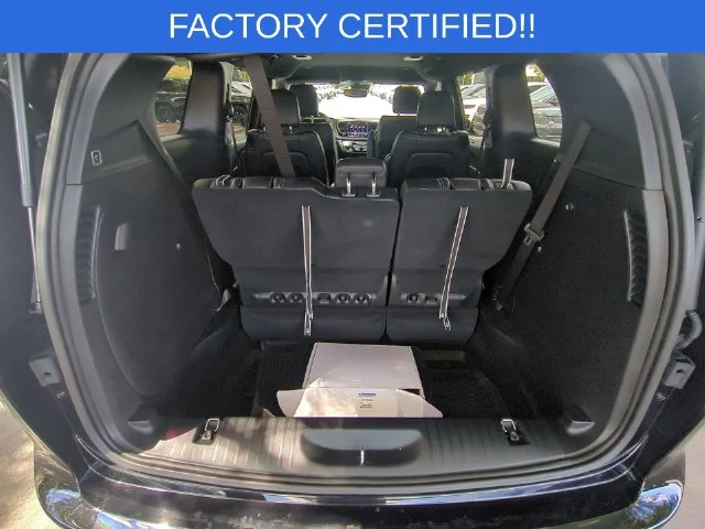 Used 2025 Black Chrysler LX image 31