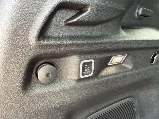 New 2027 Black Jeep Limited image 38