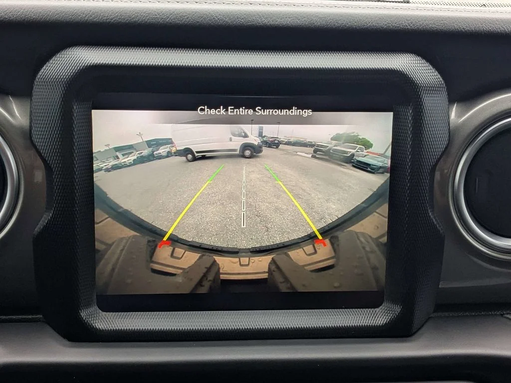Used 2023 Gray Jeep Sahara image 27