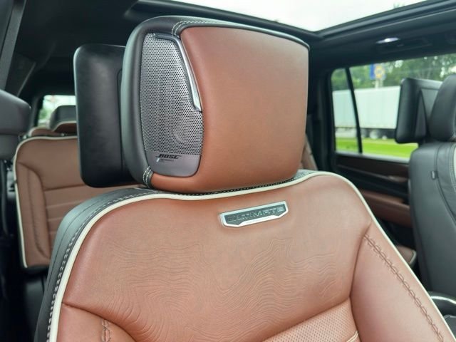 Used 2024 Green GMC Denali Ultimate image 9