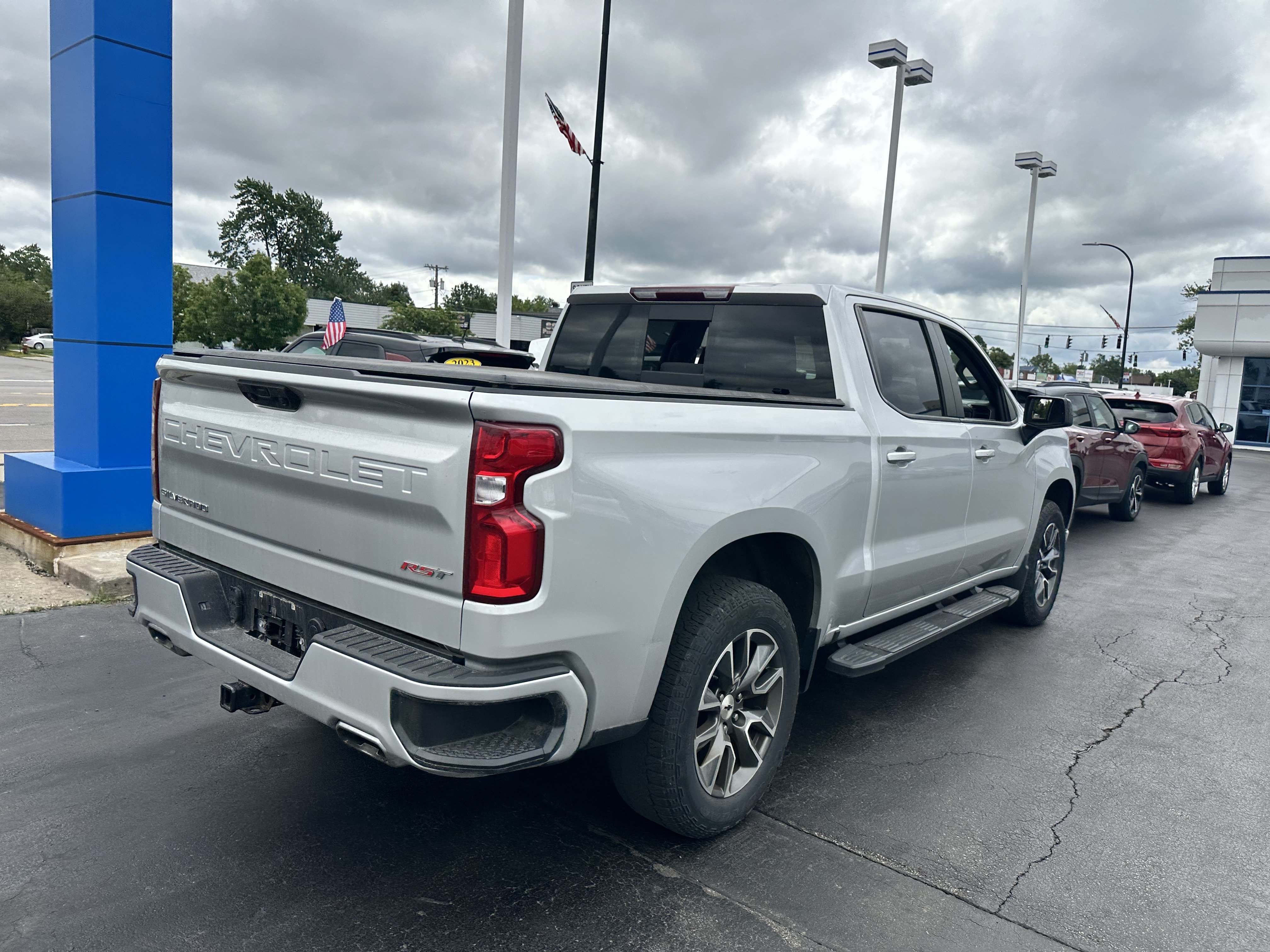 Used 2022 Silver Ice Metallic Chevrolet RST image 8