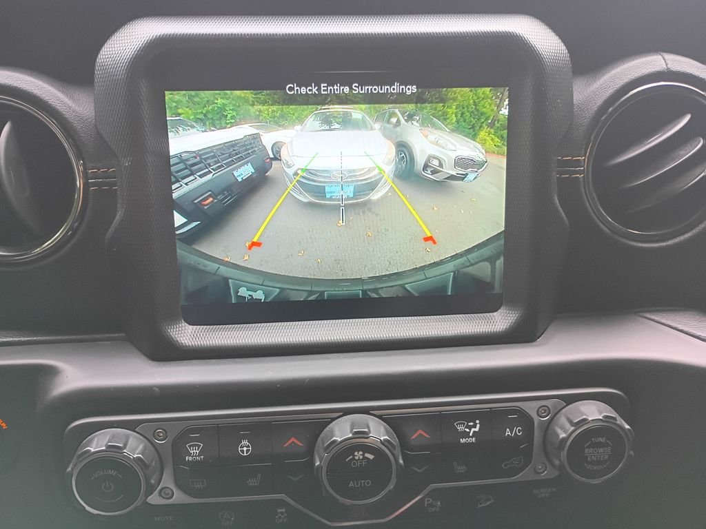 Used 2021 Gray Jeep Unlimited Sahara image 25