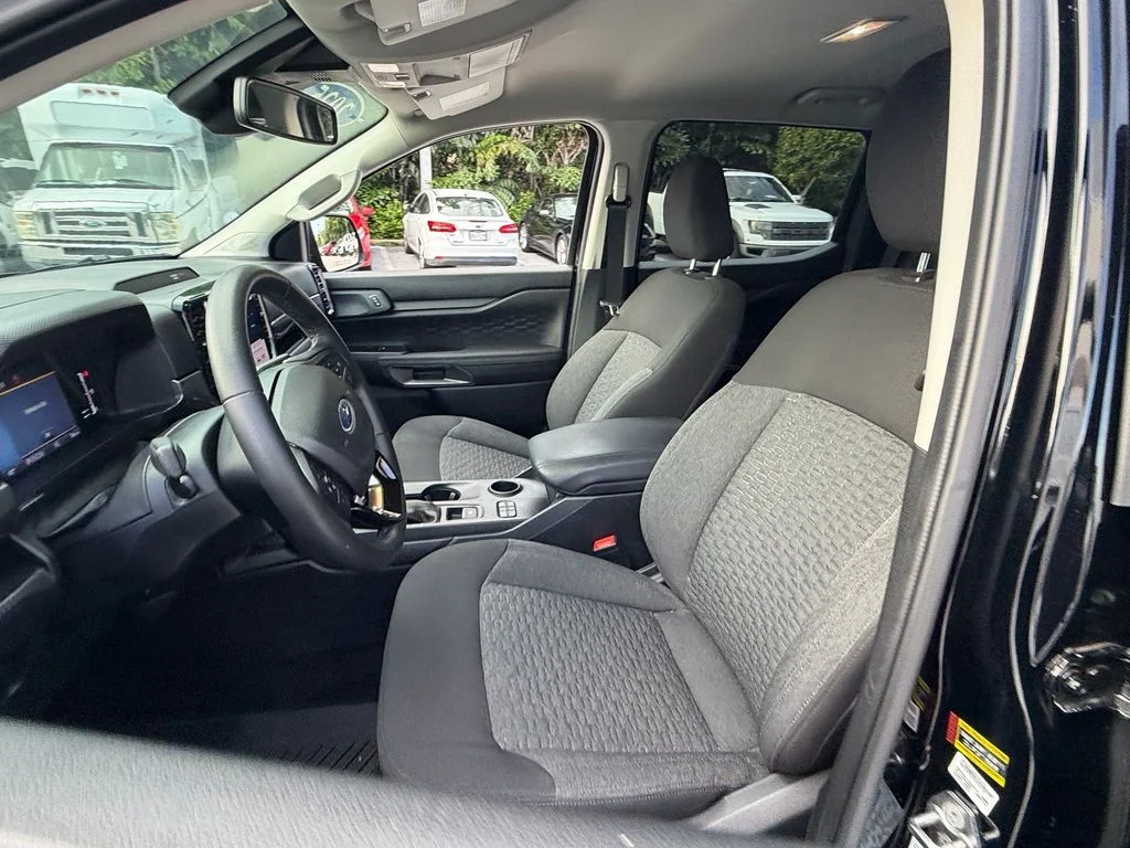 Used 2025 Black Ford XLT image 10