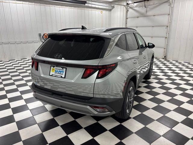 New 2026 Silver Hyundai SEL AWD image 4