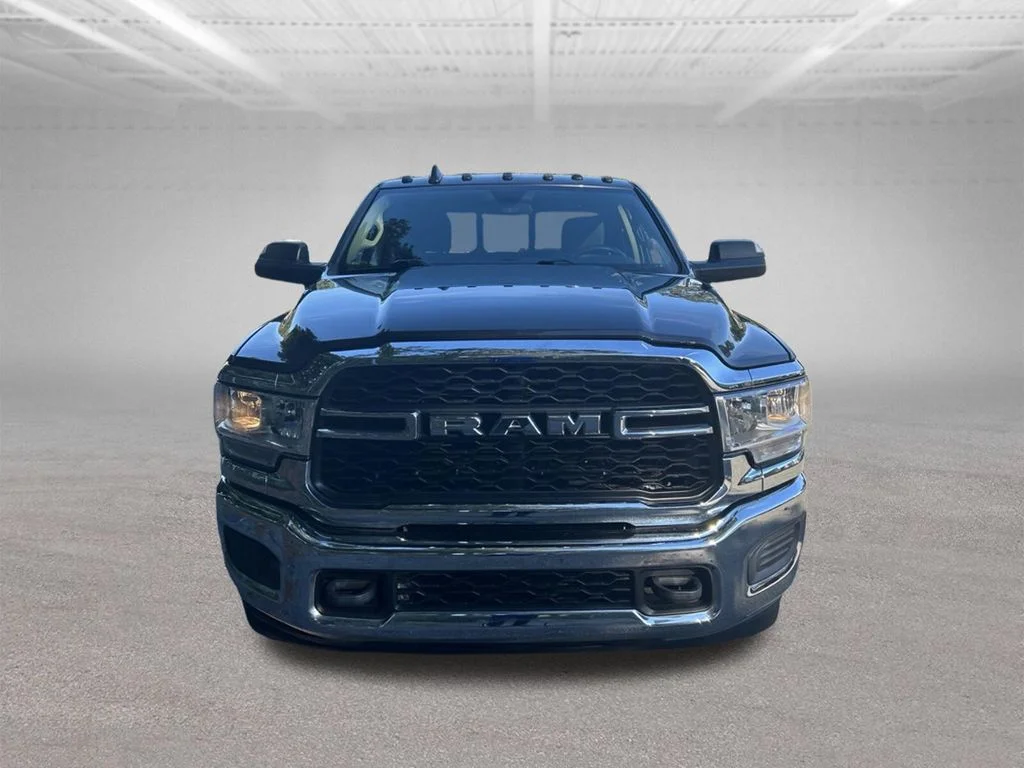 Used 2019 Gray Ram Tradesman image 9