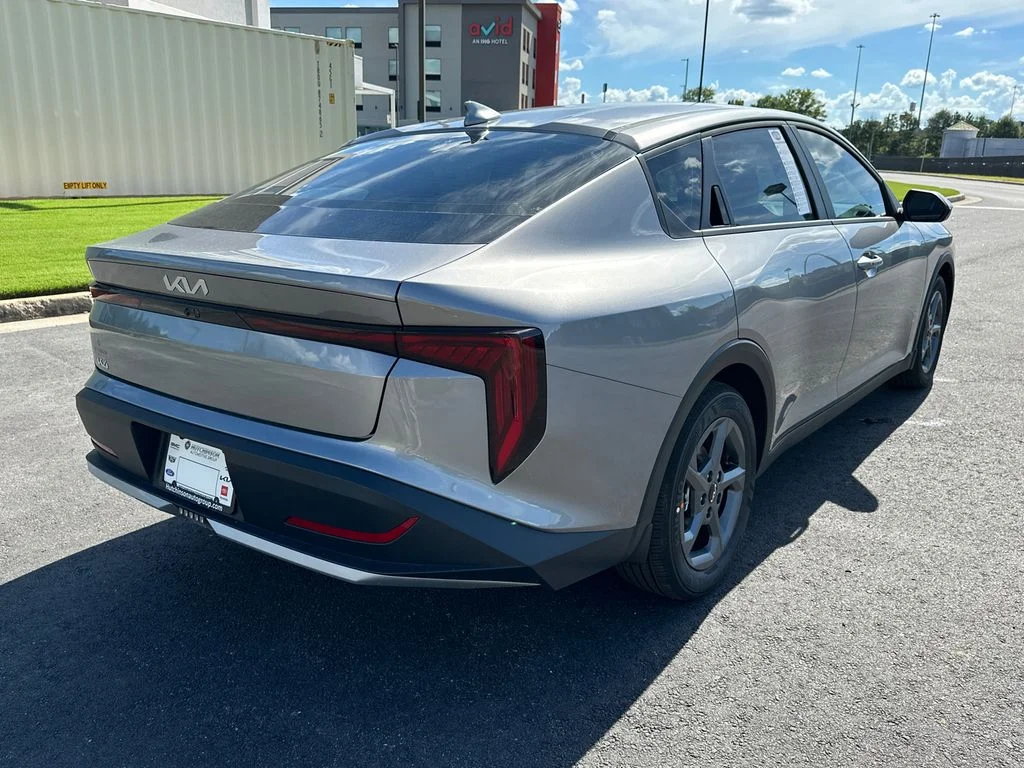 New 2026 Gray Kia LXS image 7