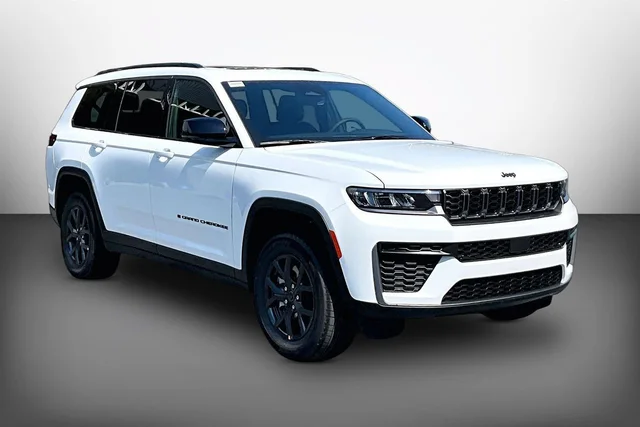 2027 Jeep Grand Cherokee L Laredo Altitude