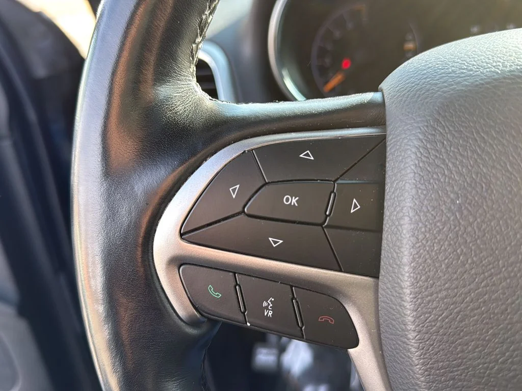 Used 2021 Black Jeep Limited image 9