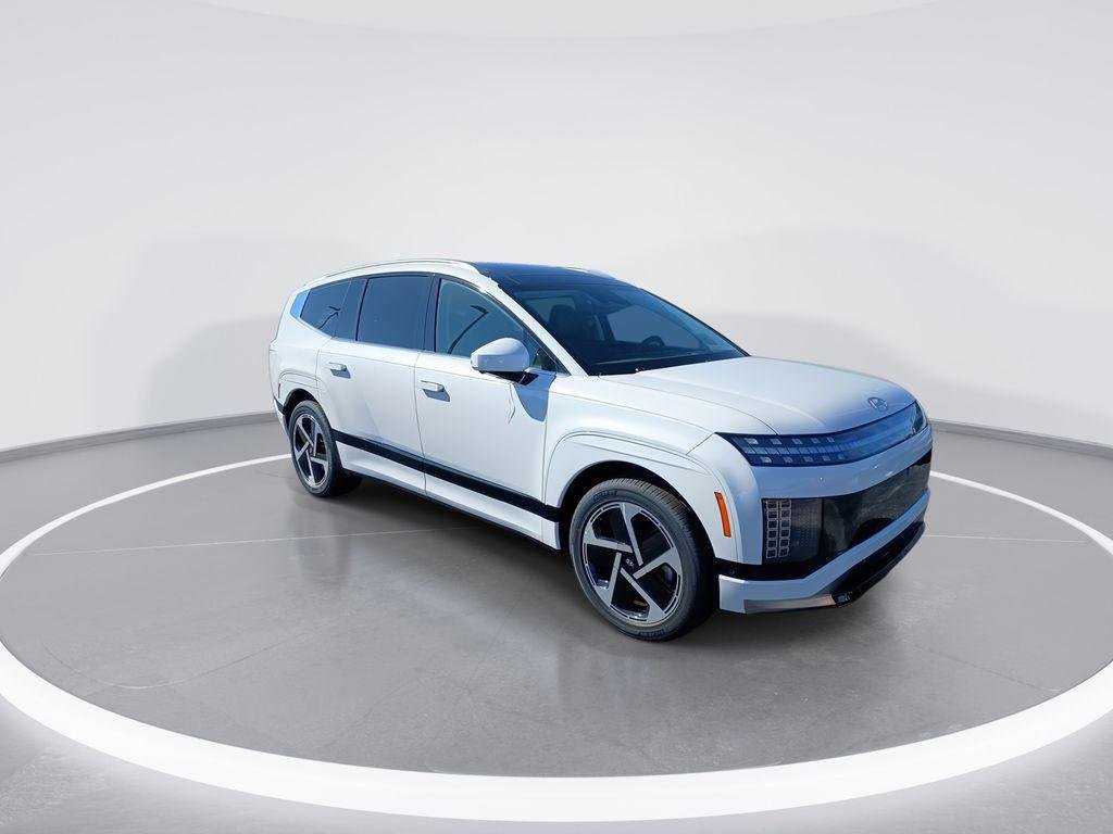 2026 Hyundai IONIQ 9 Performance Calligraphy - Photo 2