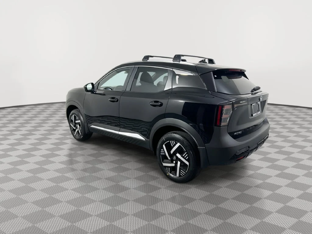 New 2027 Super Black Nissan SV image 6