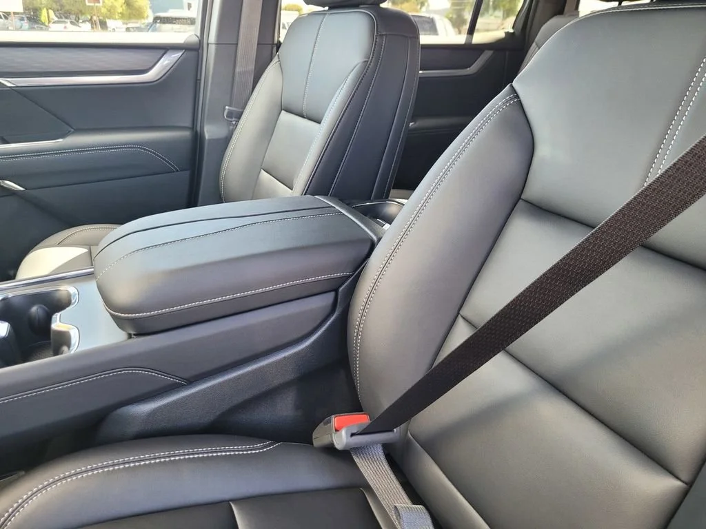 2026 GMC Acadia Elevation - Photo 14