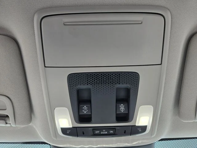 Used 2025 Blue Honda Touring image 27