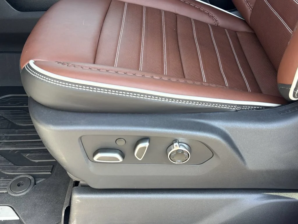 New 2026 Glacier White Tricoat GMC Denali Ultimate image 14
