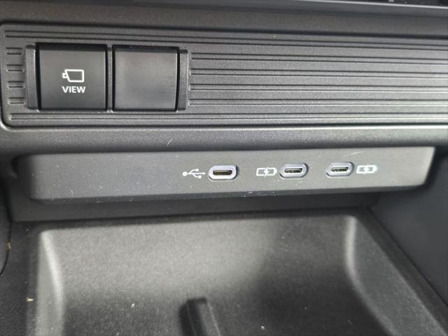 Certified Used 2025 METEOR SHOWER Toyota  image 33