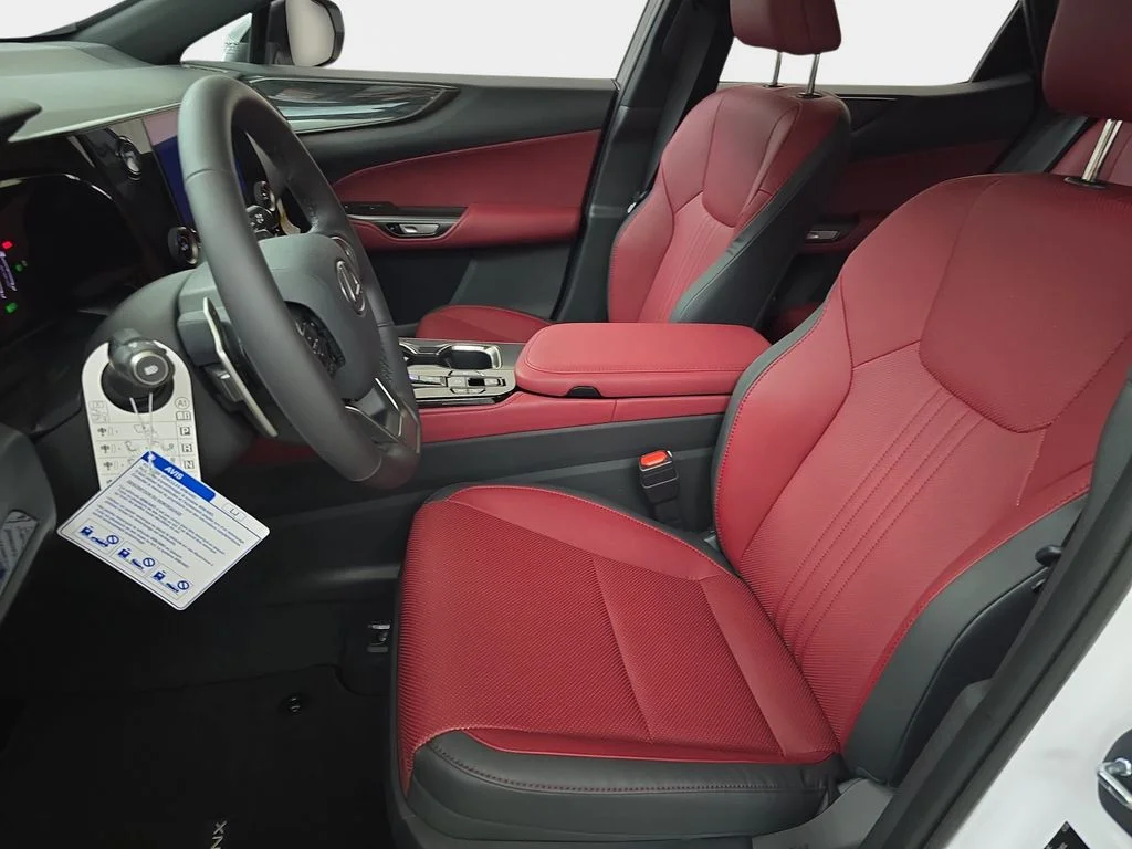 New 2026 Ultra White Lexus PREMIUM image 15