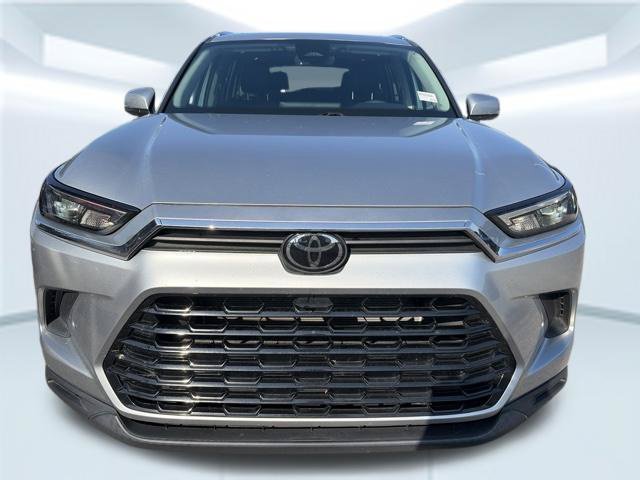 Used 2024 Silver Toyota XLE image 2