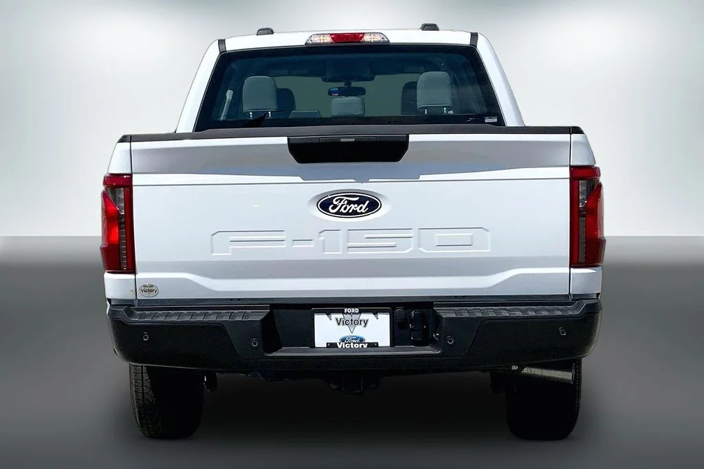New 2026 White Ford XL image 4