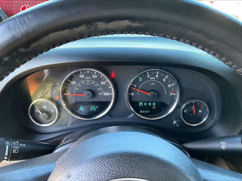 Used 2014 White Jeep Sport image 15