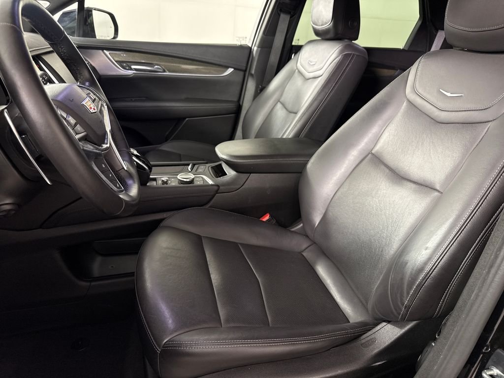 2021 Cadillac XT5 Sport - Photo 11