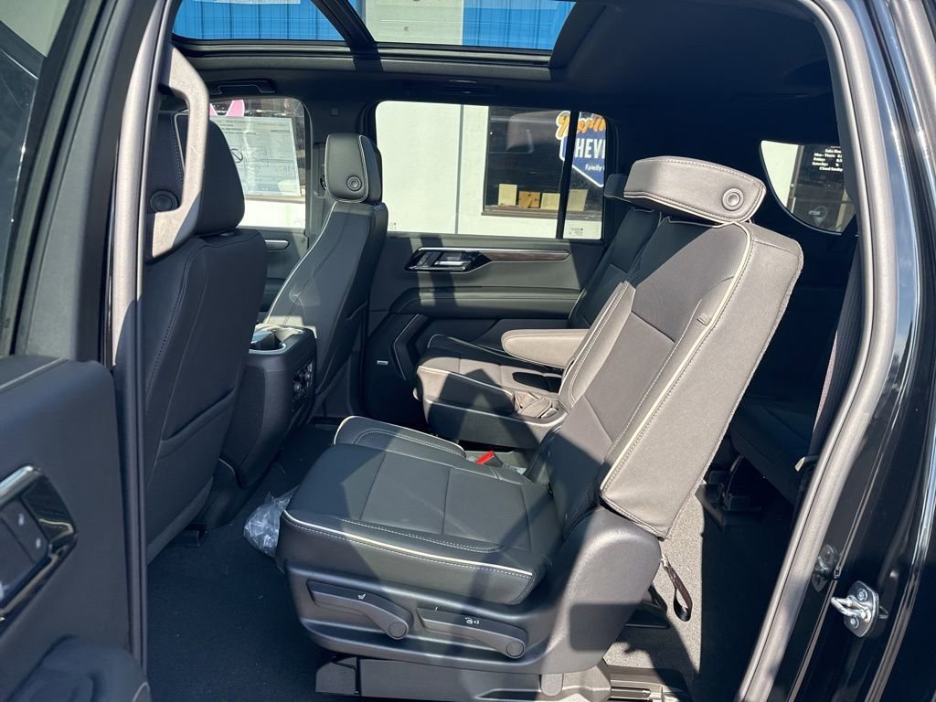 2026 Chevrolet Suburban Premier - Photo 36