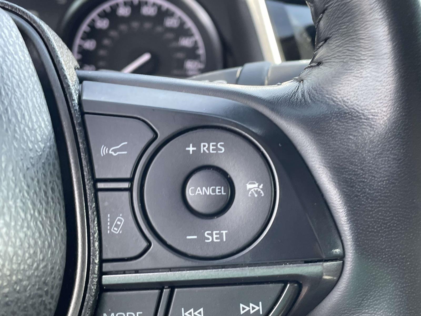 2024 Toyota Camry SE - Photo 27